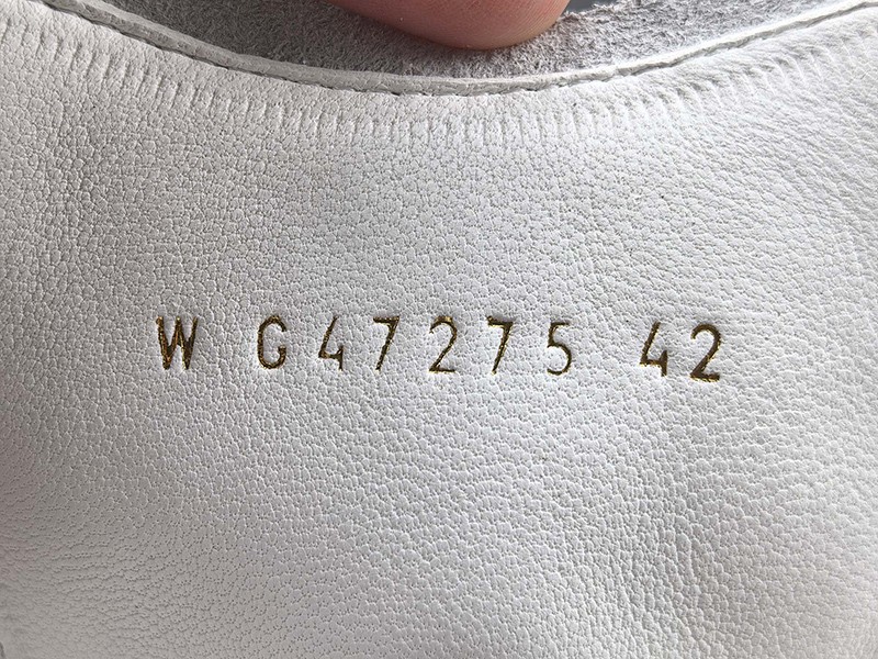 Chanel 26S Shoe 019