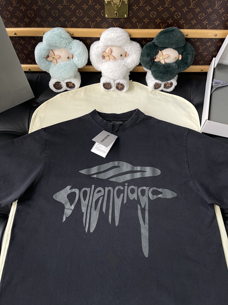 Balenciaga T-shirt 004