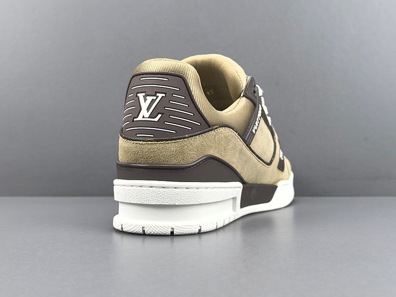 LV Trainer Sneaker 078