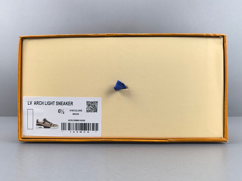 LV Trainer Sneaker 078
