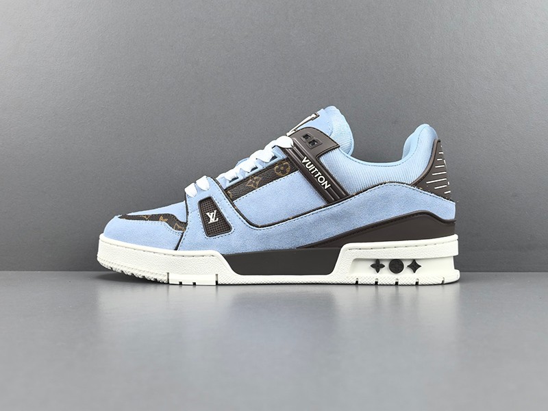 LV Trainer Sneaker 079