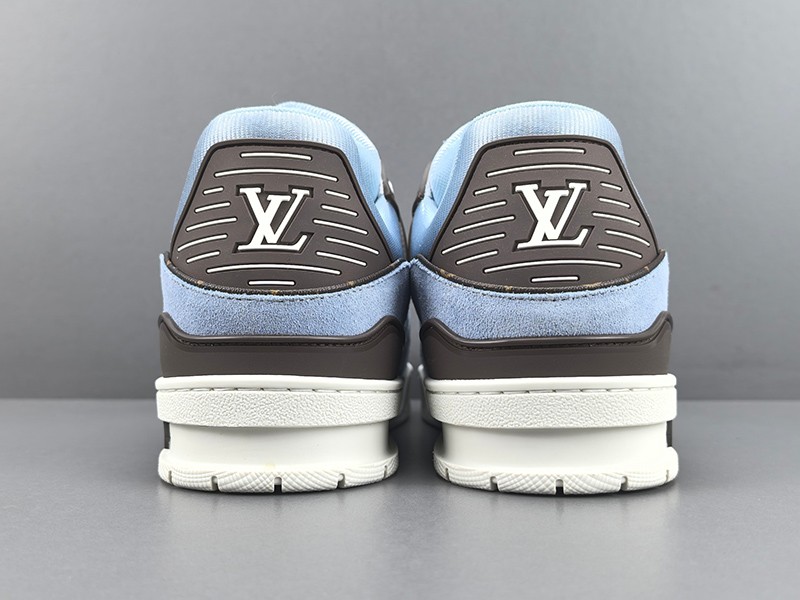 LV Trainer Sneaker 079