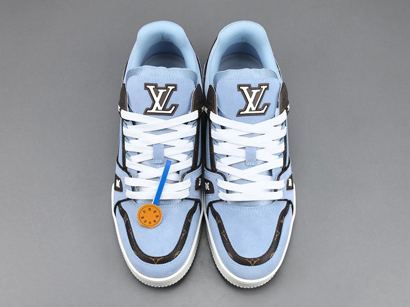 LV Trainer Sneaker 079