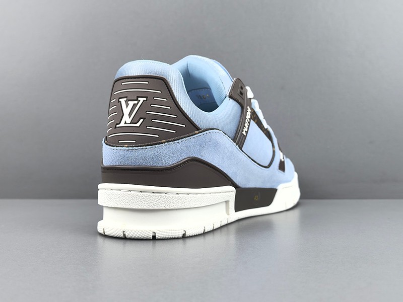 LV Trainer Sneaker 079