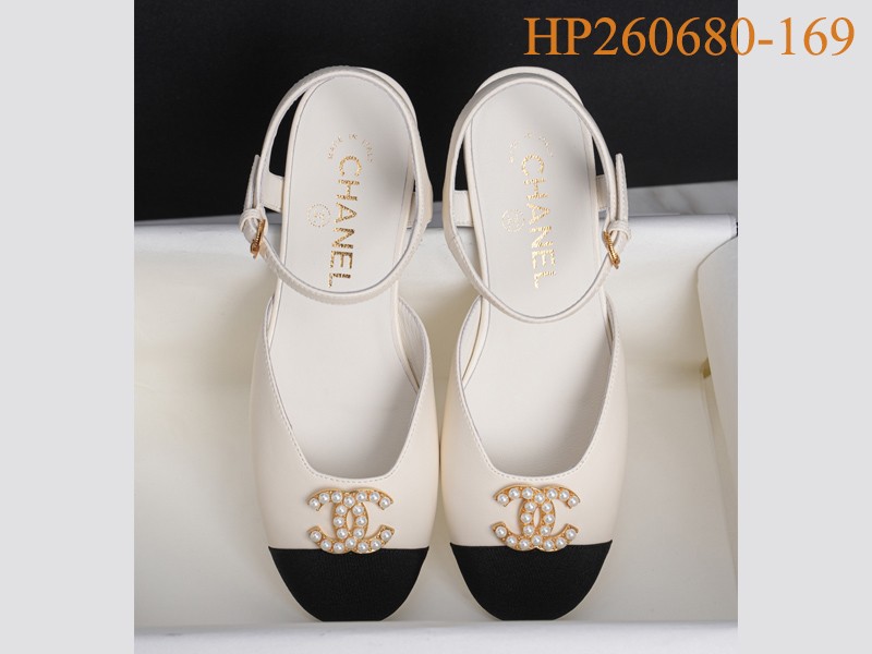 Chanel 25P Wmns Shoe 016