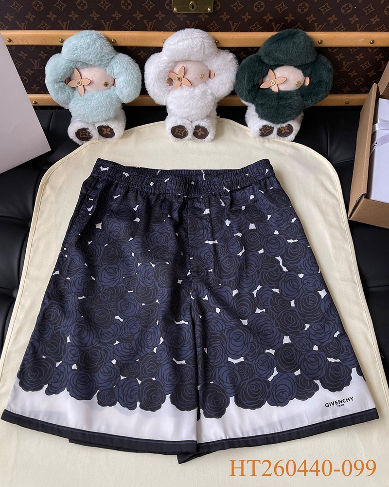 Givenchy Shorts 002