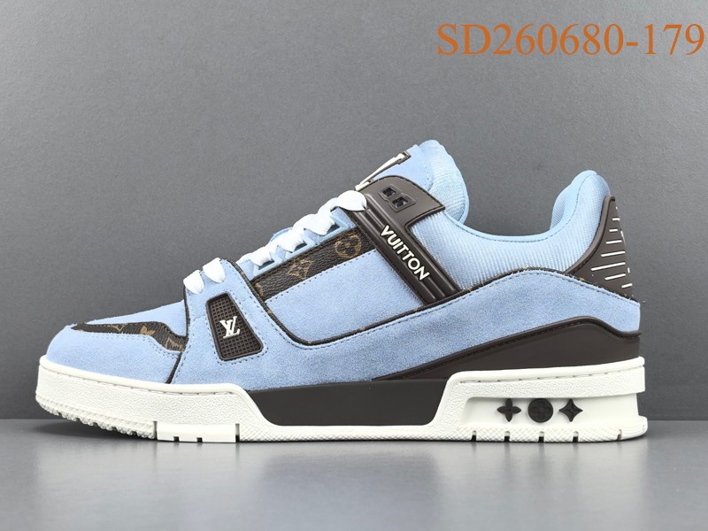 LV Trainer Sneaker 079