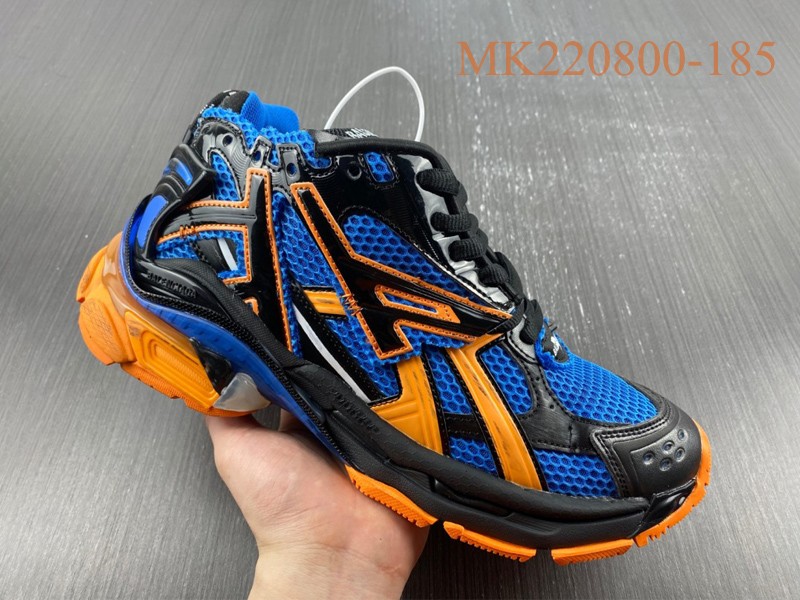 Balenciaga 7.0 Sneaker 017