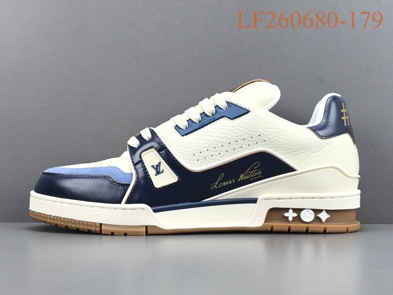 LV Trainer Sneaker 066