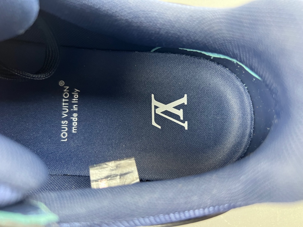 LV Trainer Sneaker X2 082