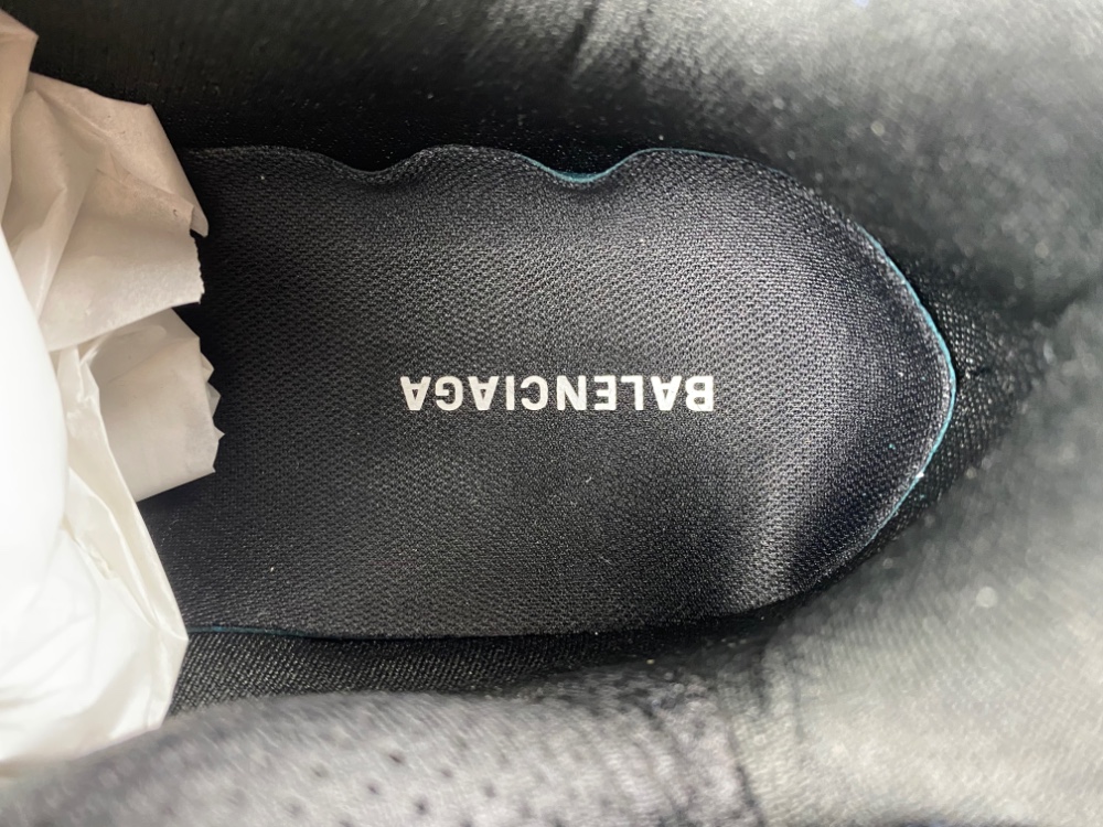 Balenciaga 7.5 Sneaker 044