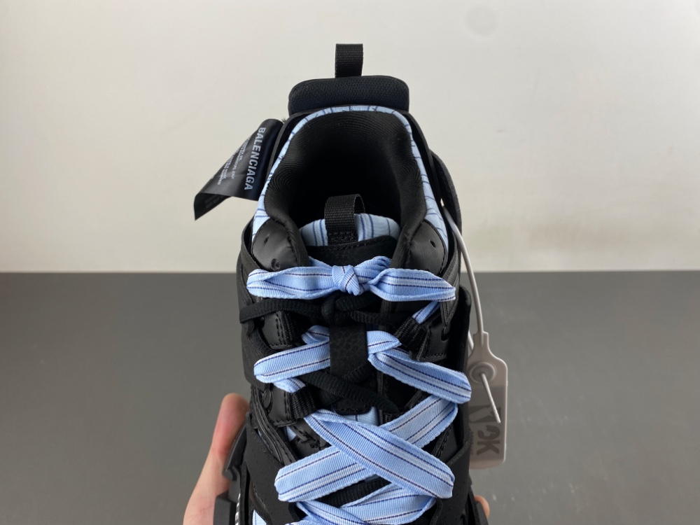 Balenciaga 3.0 Sneaker 016