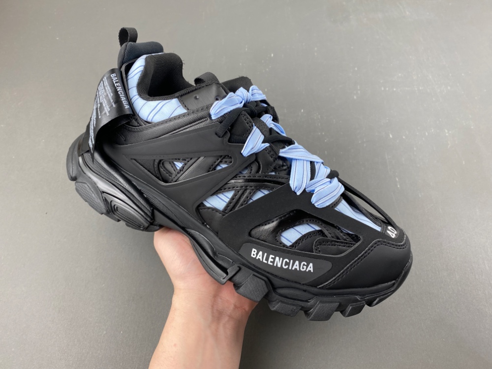 Balenciaga 3.0 Sneaker 016