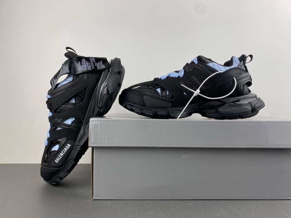 Balenciaga 3.0 Sneaker 016