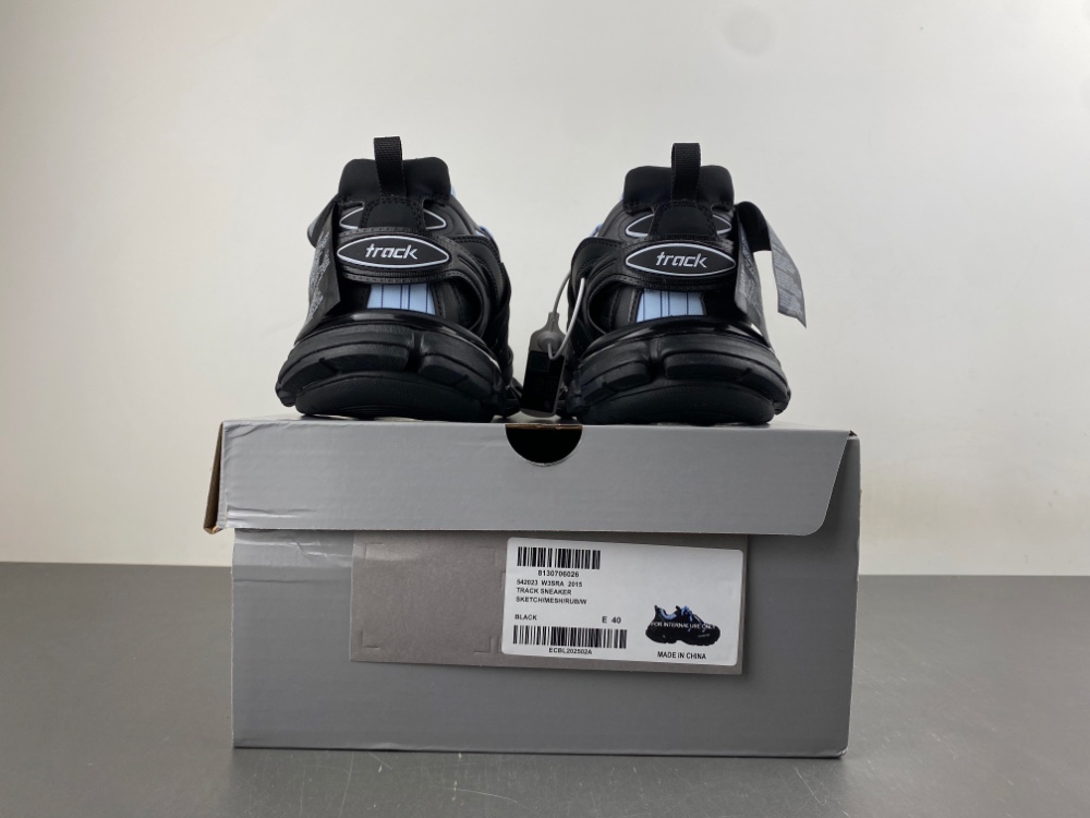 Balenciaga 3.0 Sneaker 016