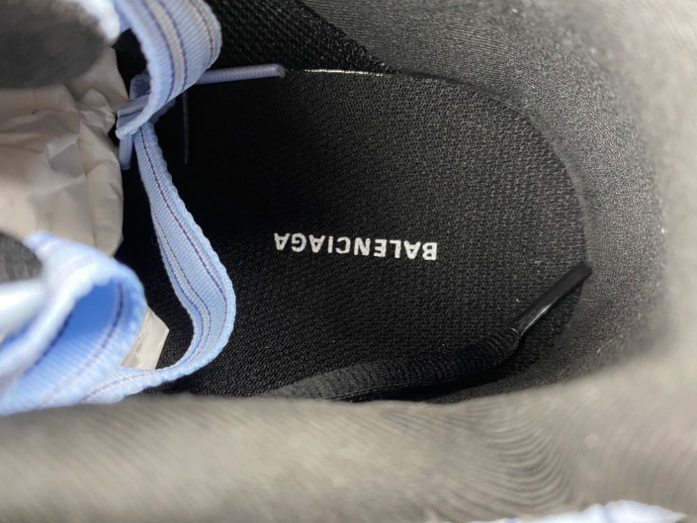Balenciaga 3.0 Sneaker 016
