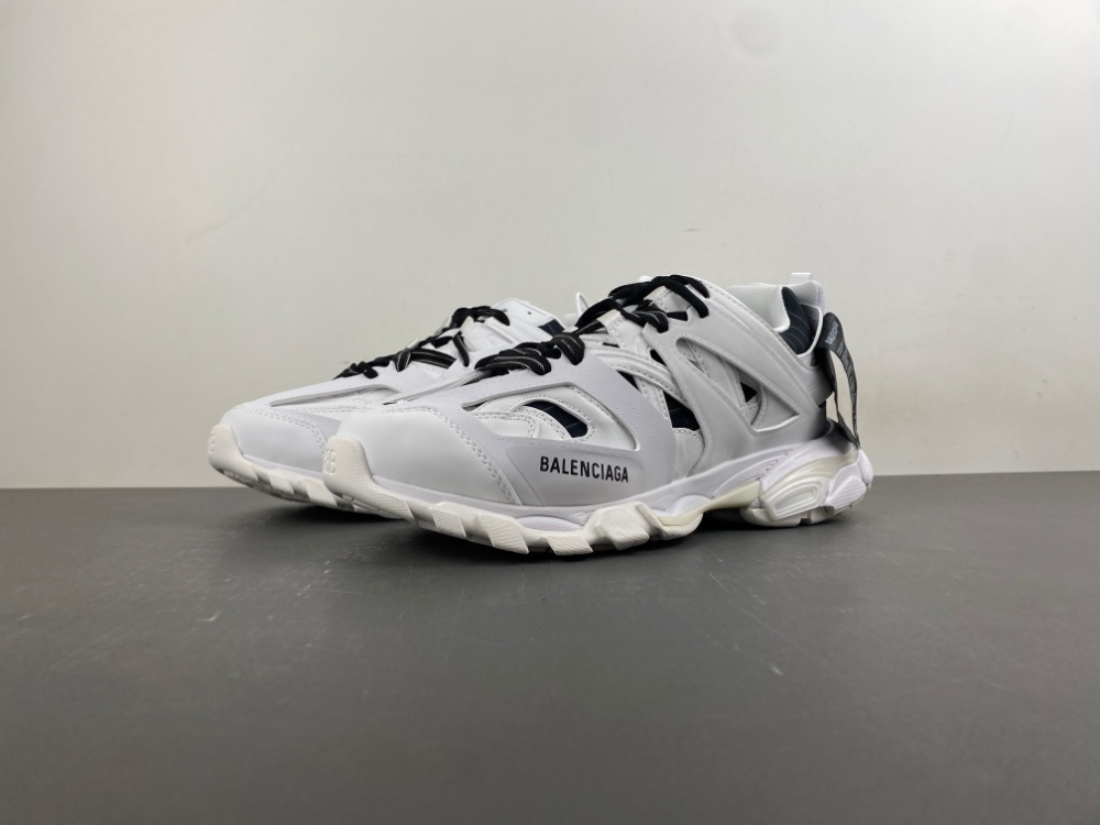 Balenciaga 3.0 Sneaker 015