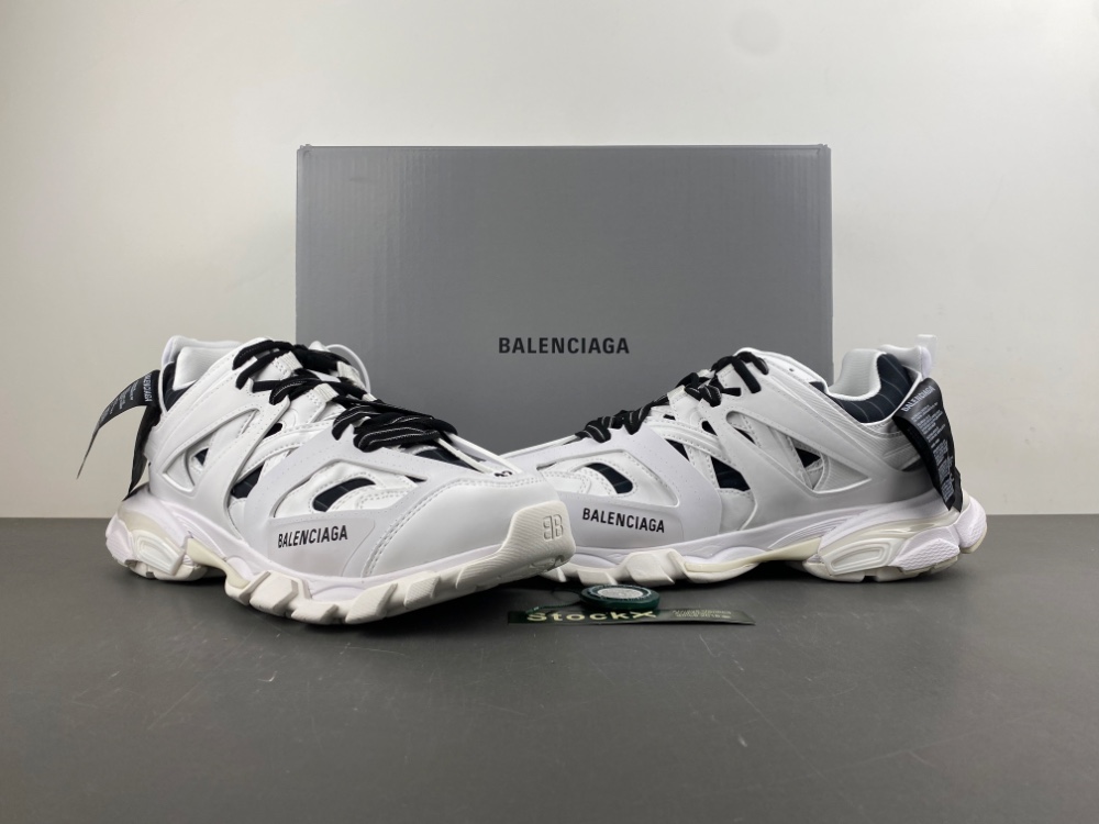 Balenciaga 3.0 Sneaker 015