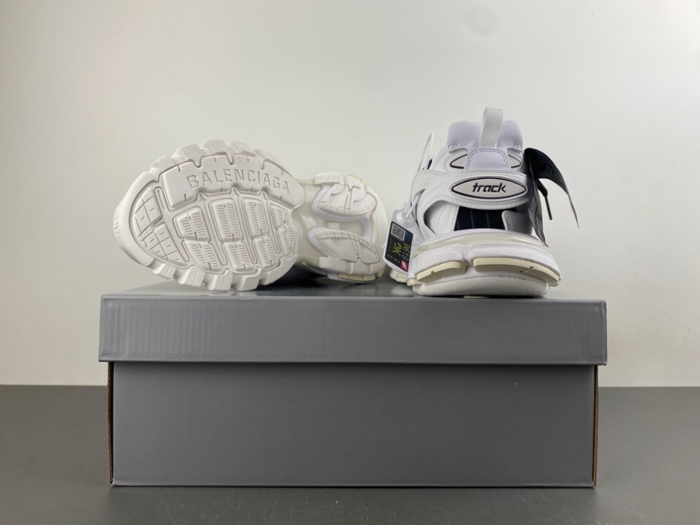 Balenciaga 3.0 Sneaker 015