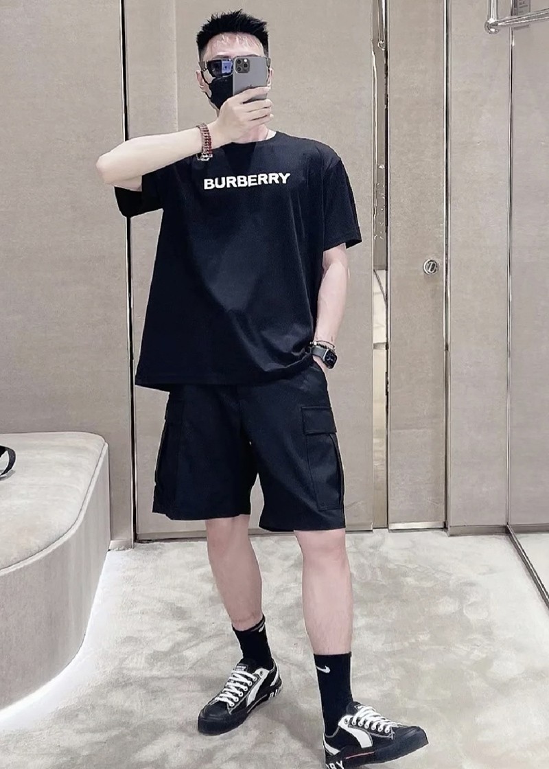 Burberry T-Shirt 011