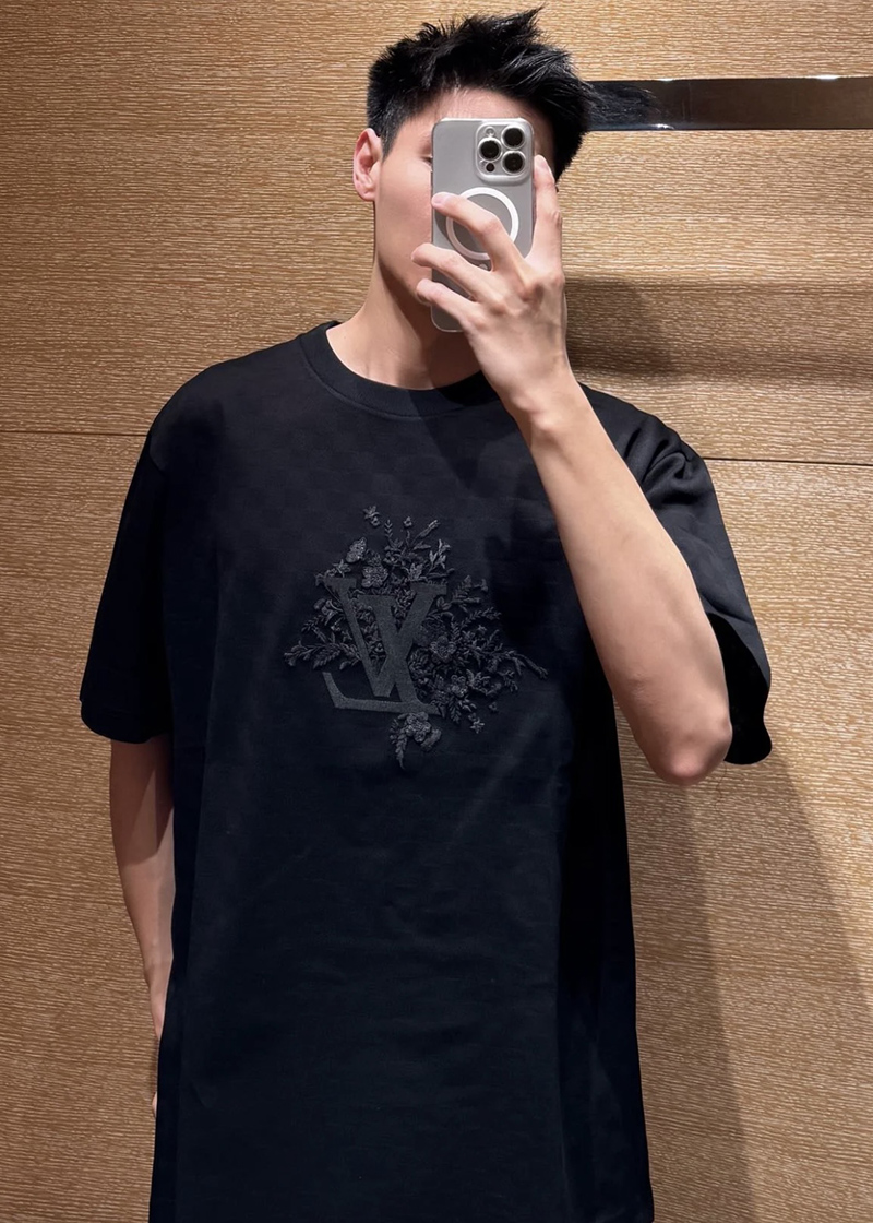 LV T-shirt 058