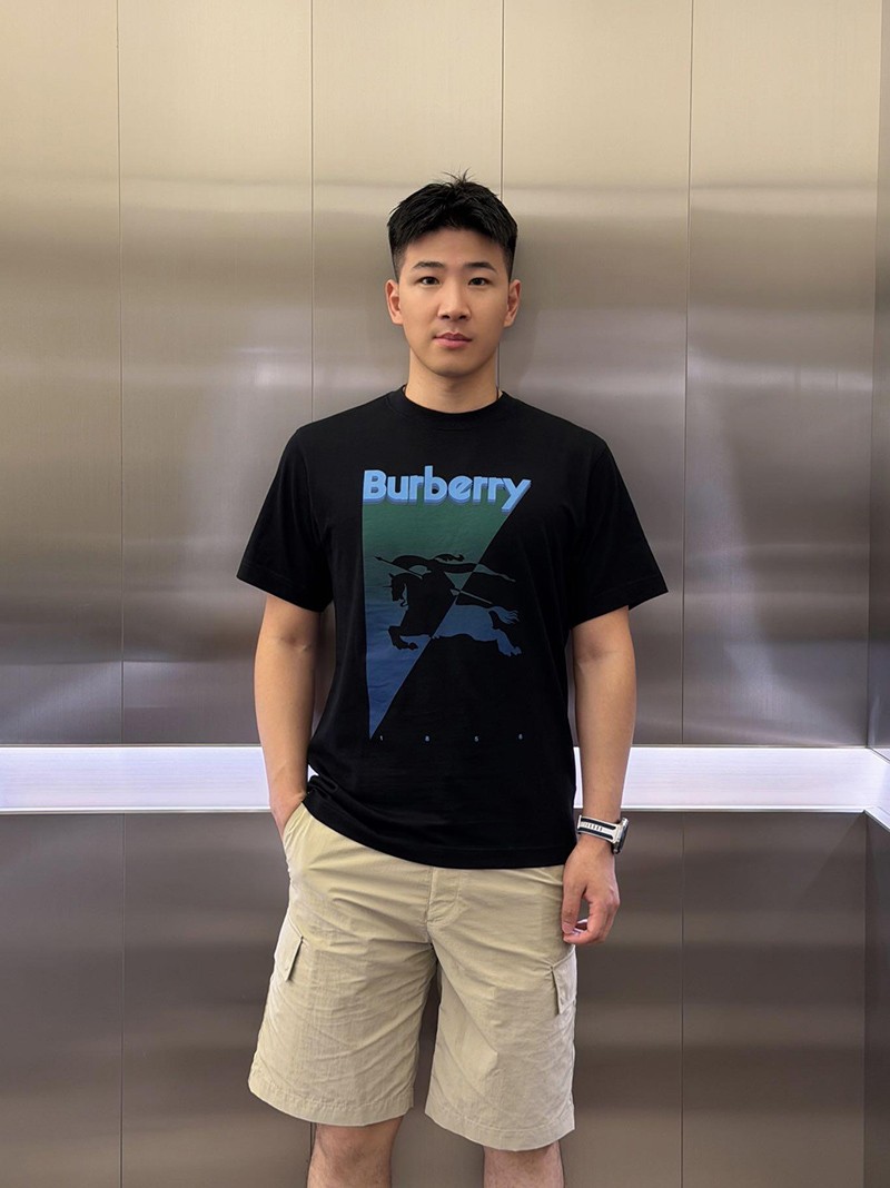 Burberry T-Shirt 010