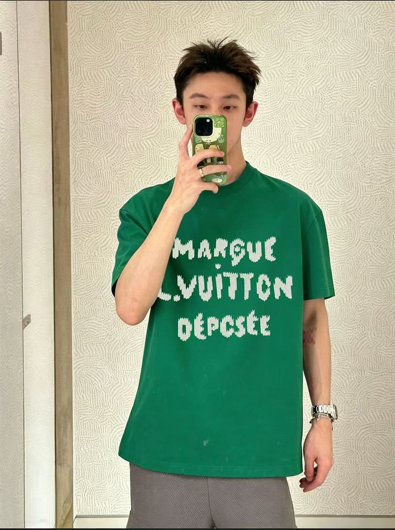 LV T-shirt 059