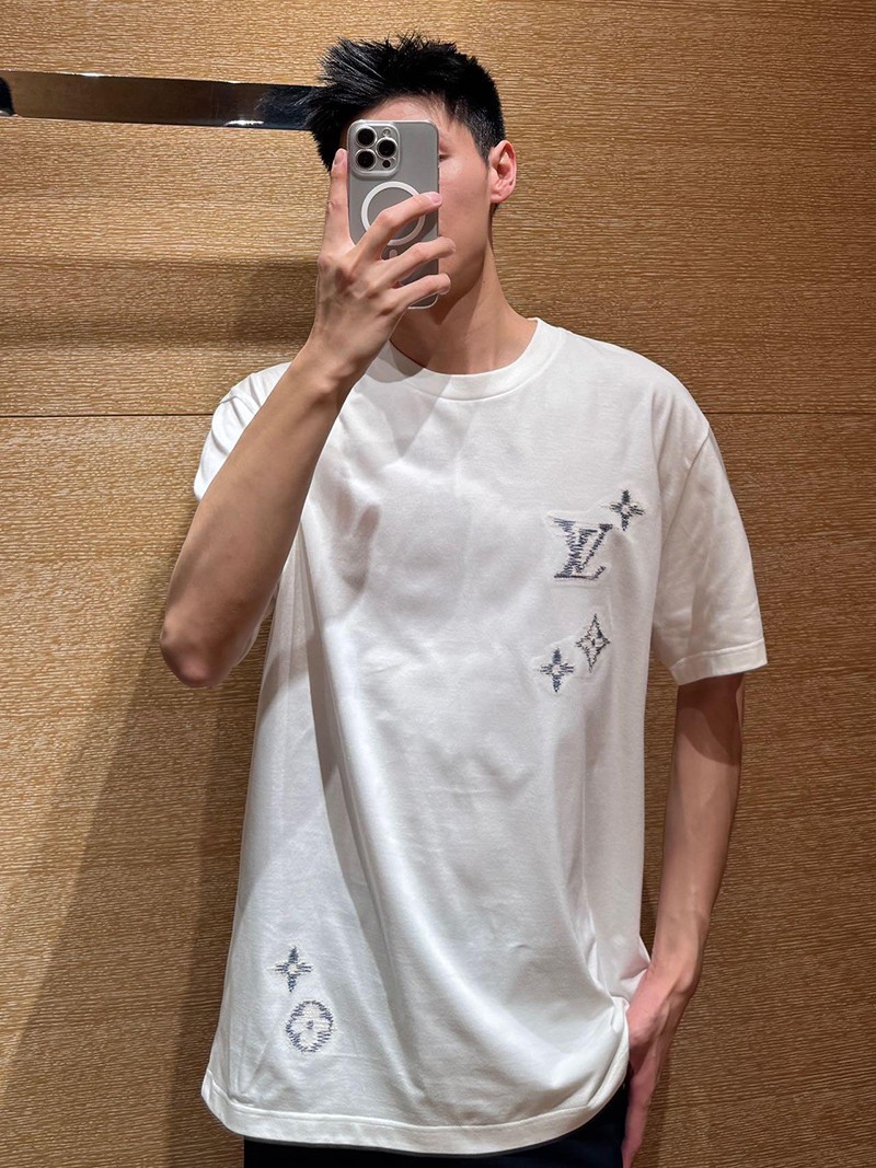 LV T-shirt 062