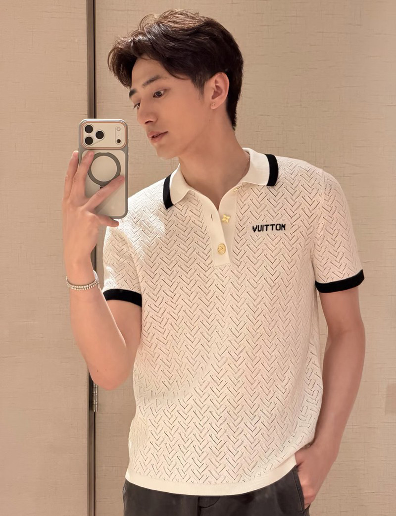 LV T-shirt 064