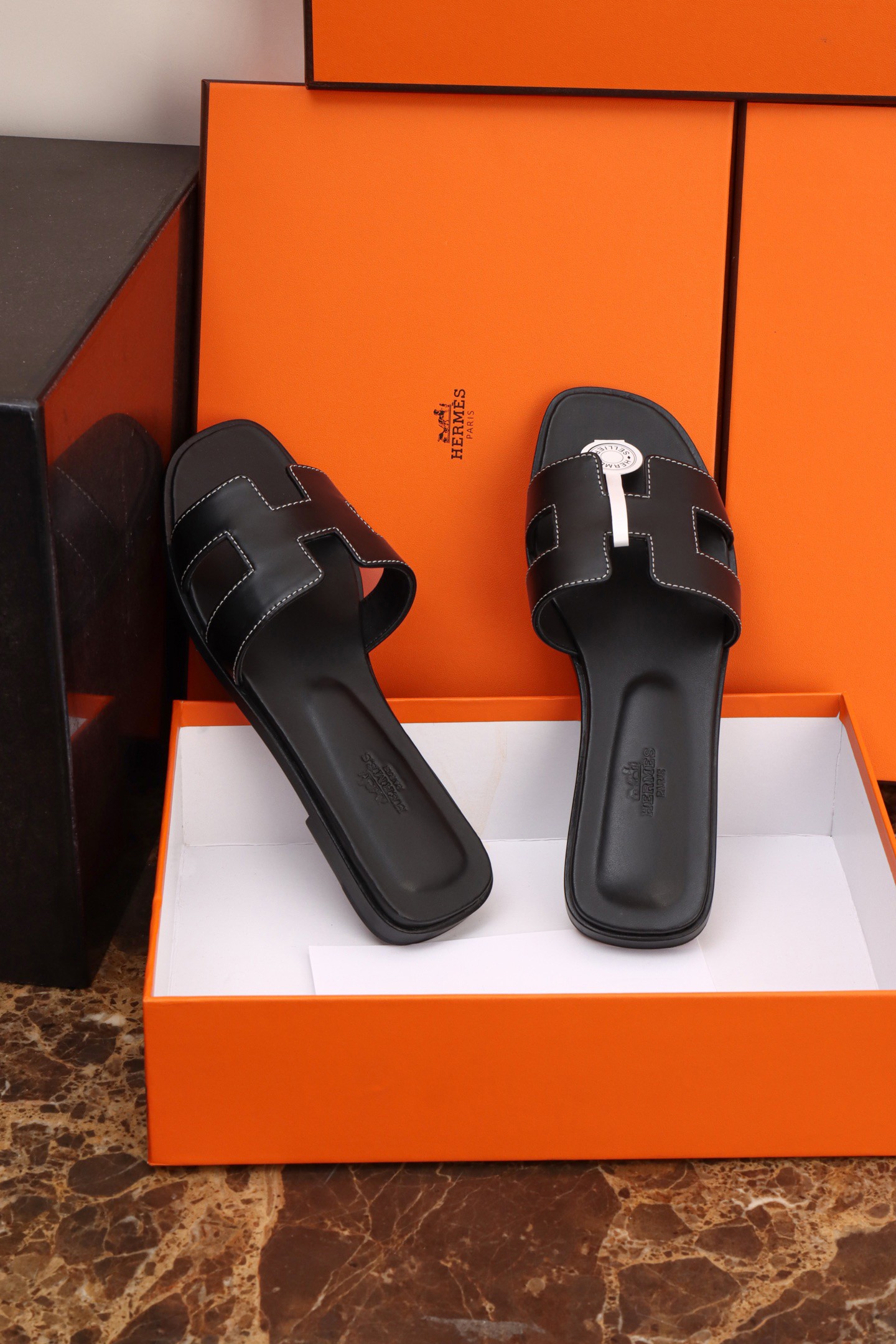 Hermes Oran Wmns Sandal 011