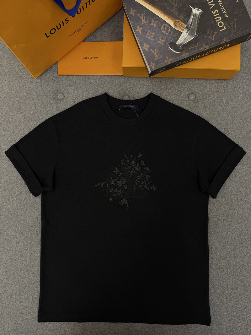 LV T-shirt 058