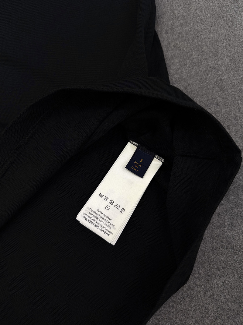 LV T-shirt 058