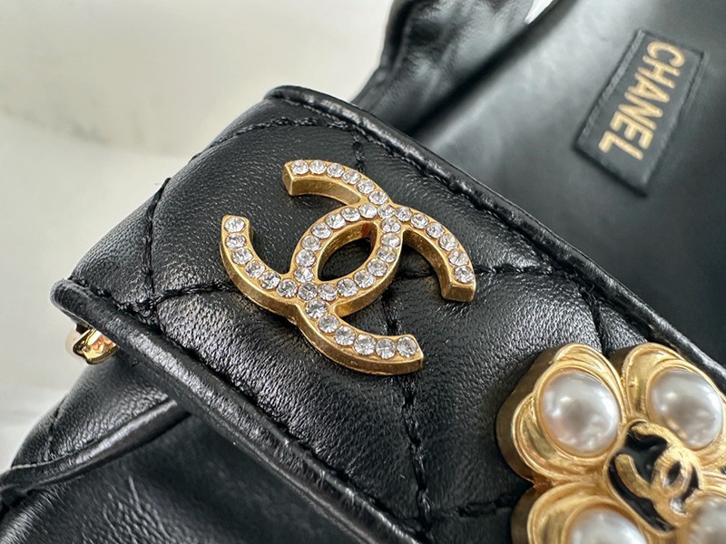 Chanel Sandal Wmns 021