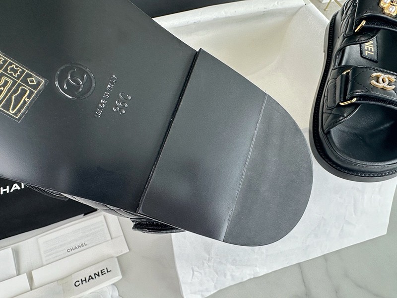 Chanel Sandal Wmns 021