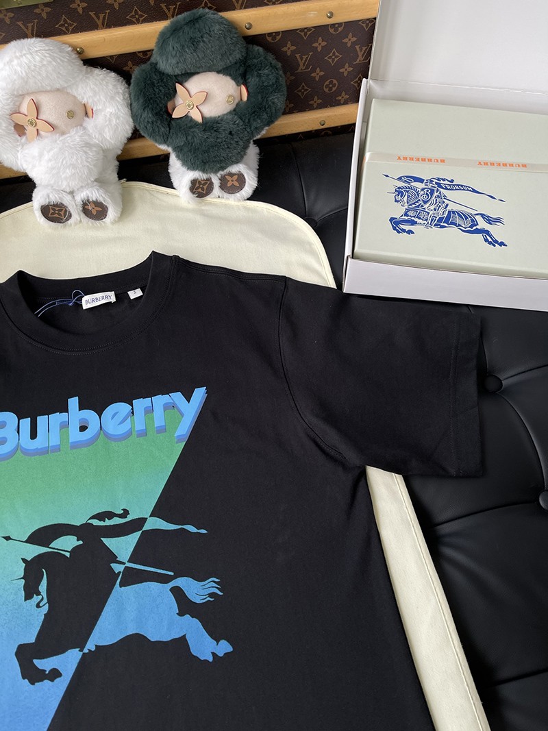 Burberry T-Shirt 010