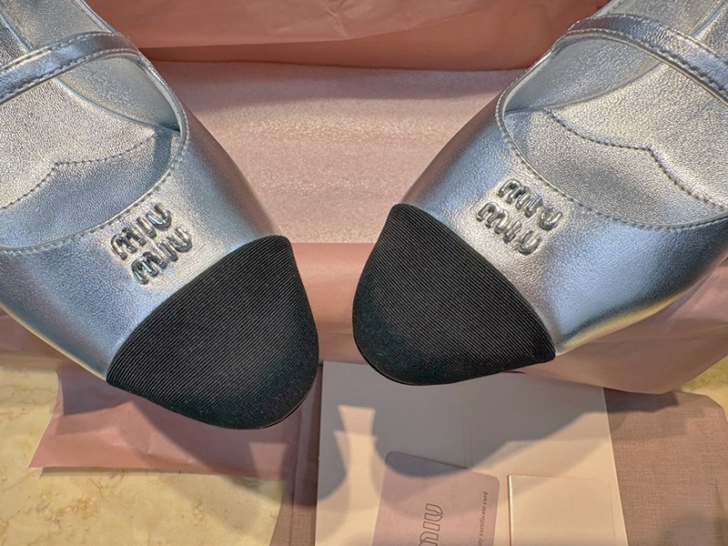MiuMiu Wmns Shoe 003