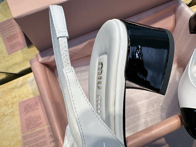MiuMiu Wmns Shoe 004