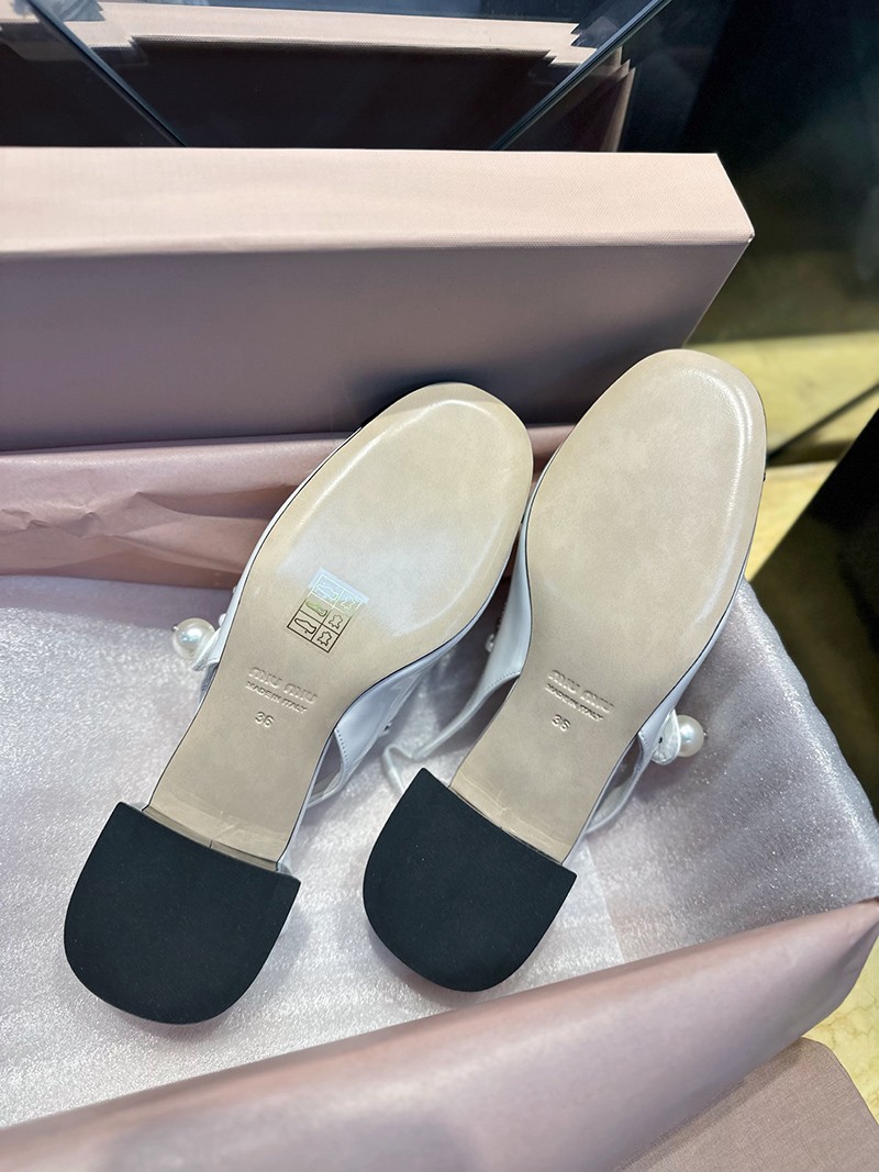 MiuMiu Wmns Shoe 004