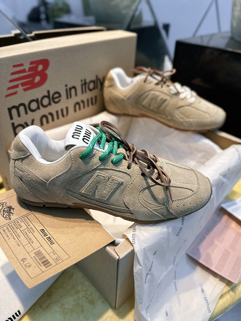 MiuMiu X New Balance Wmns Shoe 005