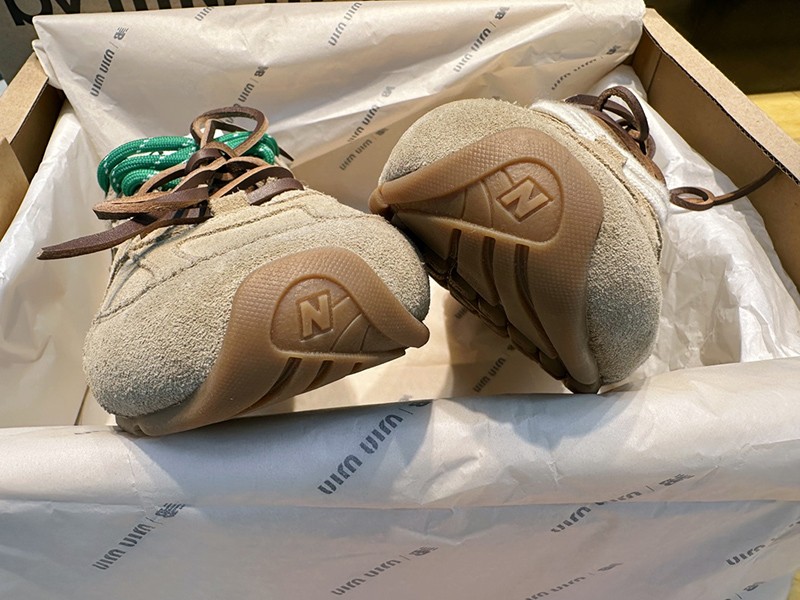 MiuMiu X New Balance Wmns Shoe 005
