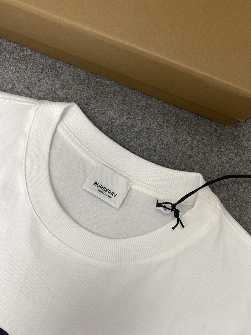 Burberry T-Shirt 012