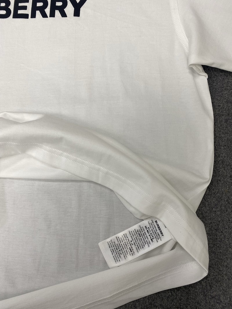 Burberry T-Shirt 012
