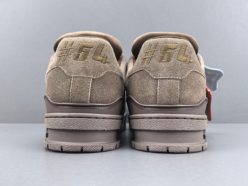 LV Trainer Sneaker 089
