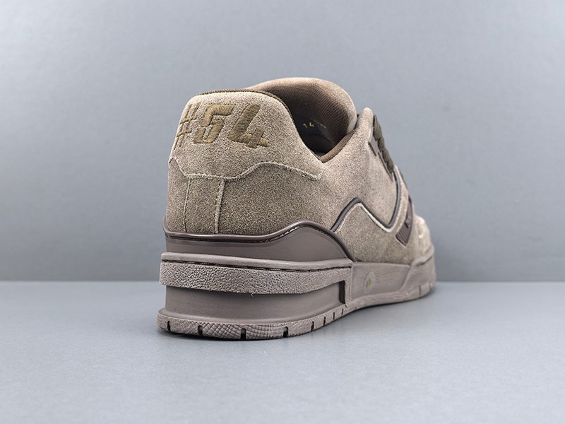 LV Trainer Sneaker 089