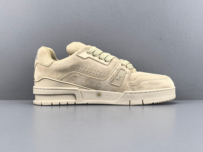 LV Trainer Sneaker 088