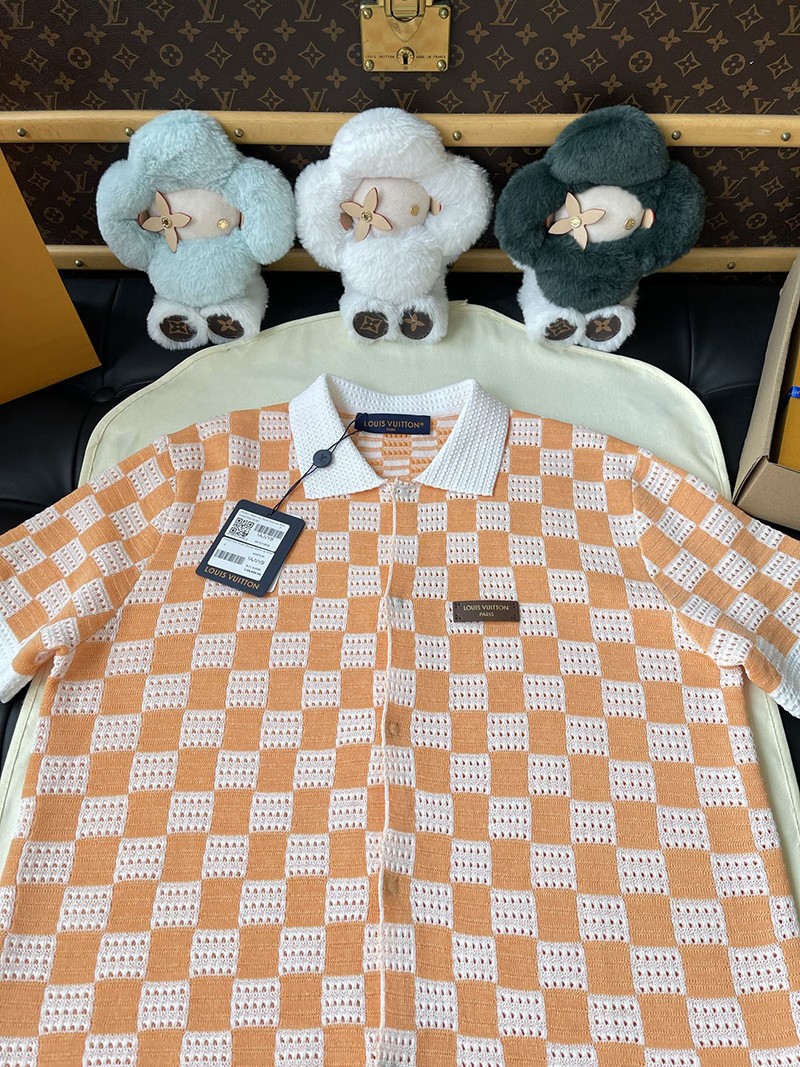 LV T-shirt 060