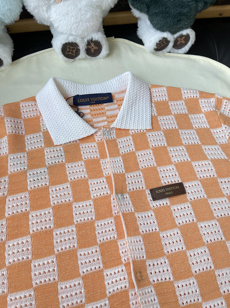 LV T-shirt 060