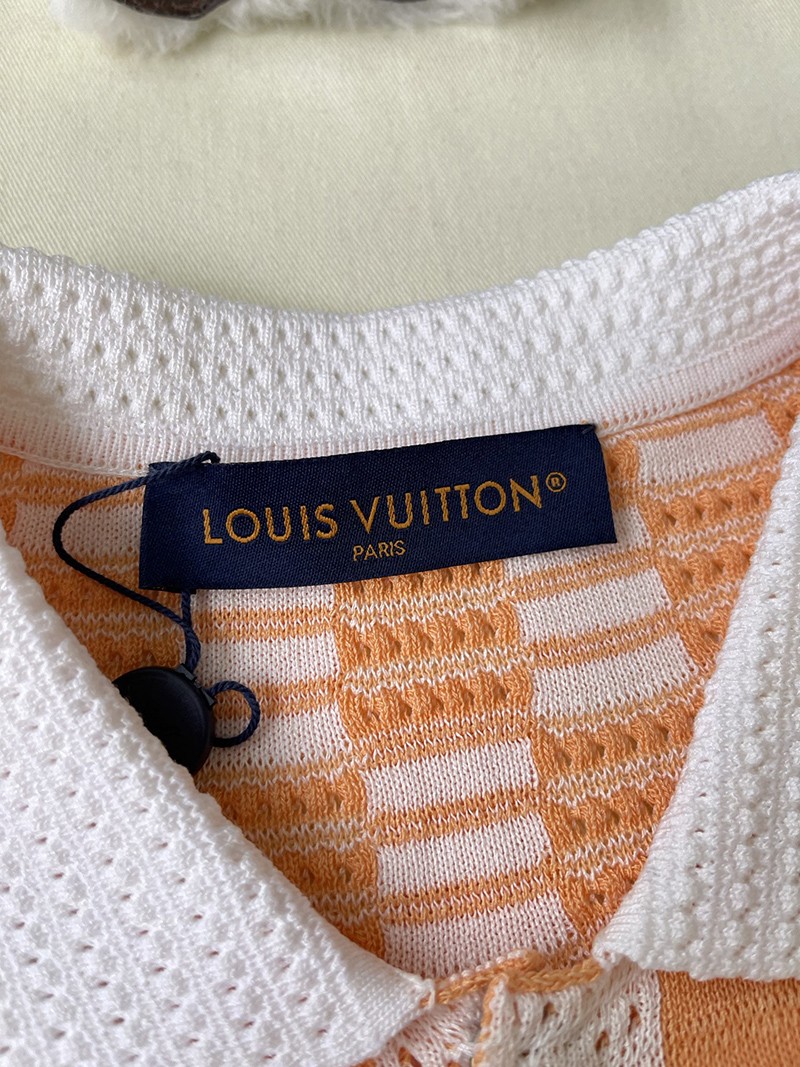 LV T-shirt 060