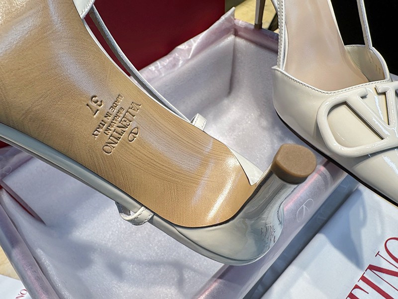 Valentino Shoe 004