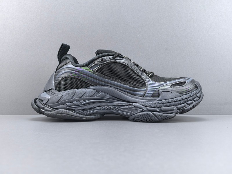 Balenciaga Triple S2 Sneaker 046